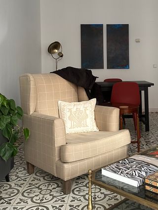 Sillón Orejero / Orejon Beige Cuadros