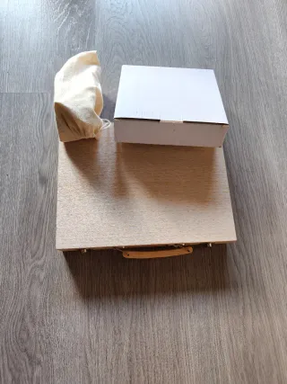 Maletín de arte y juegos de mesa de madera