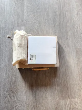 Maletín de arte y juegos de mesa de madera