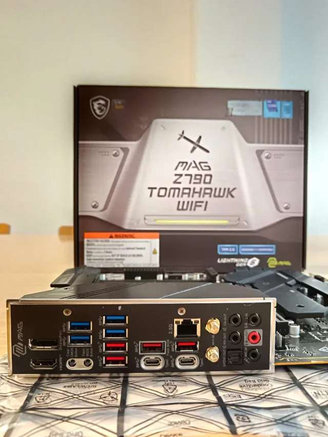 MSI MAG Z790 TOMAHAWK WIFI Scheda Madre