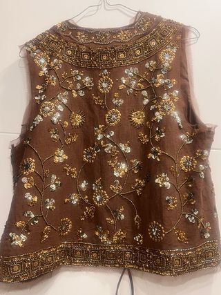 Chaleco Zara bordado