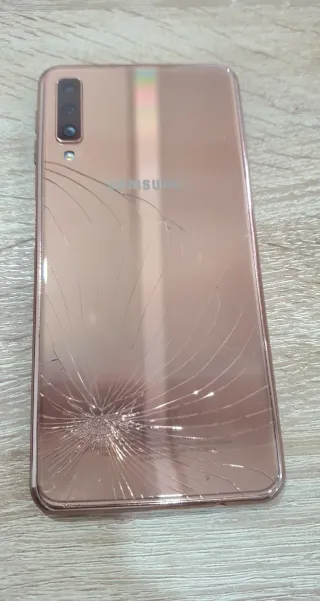 Móvil Samsung Galaxy A7 funciona pantalla rota