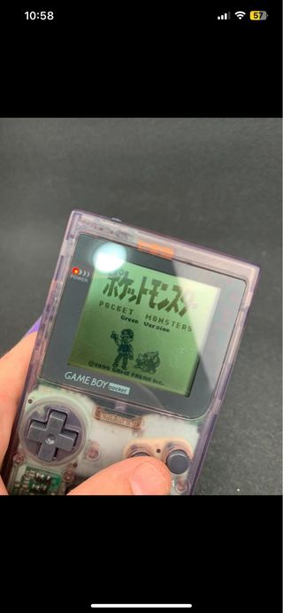 Gameboy Pocket Purple Clear en su caja original