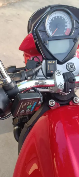 Suzuki SV650 Naked para carnet A2