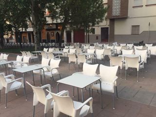 TRASPASO PUB EN TORREDELCAMPO