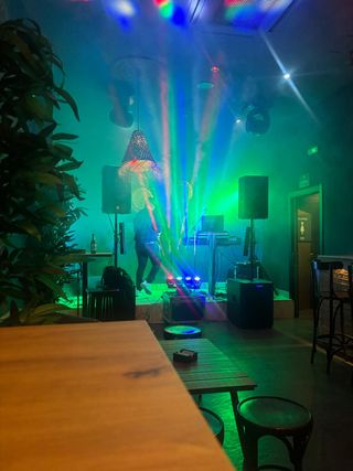 TRASPASO PUB EN TORREDELCAMPO