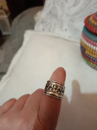 Anillo de plata con diseño