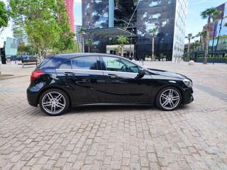 Mercedes-Benz Clase A 180 AMG-LINE 2016