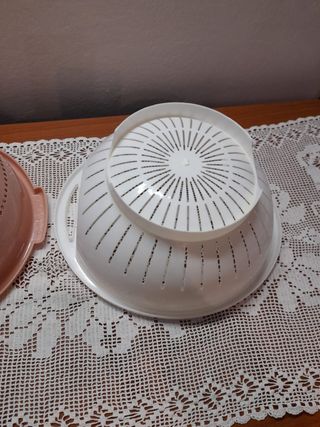 Set Utensili da Cucina e 2 Scolapasta azzurra
