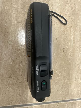 Radio Aiwa FR-C12 AM/FM Portátil