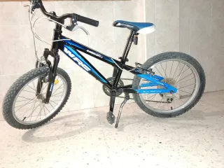 iPhone con pantalla rota