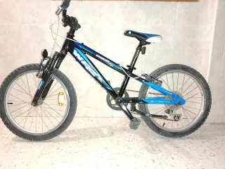 iPhone con pantalla rota