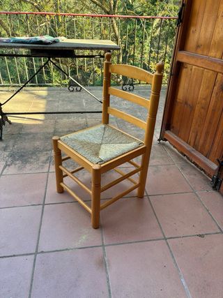 Silla Baja Rústica - Madera y Anea