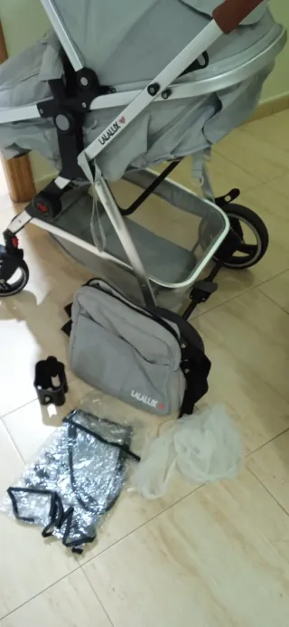 Carro de bebé LALALUX gris