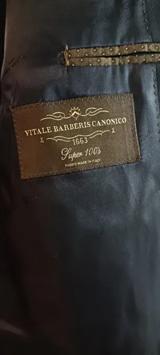 Traje de hombre clásico