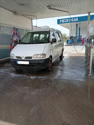 Nissan Vanette 2002