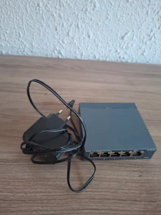 TP-Link 5-Port Gigabit Desktop Switch TL-SG105