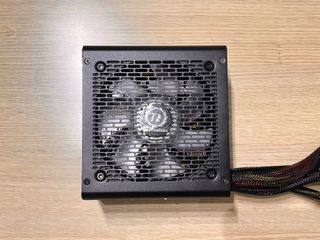 FUENTE ALIMENTACIÓN PSU Thermaltake SMART RGB 700W