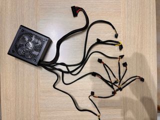 FUENTE ALIMENTACIÓN PSU Thermaltake SMART RGB 700W