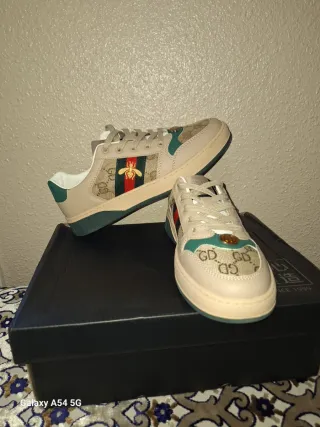 Zapatillas Gucci Beige y Verde