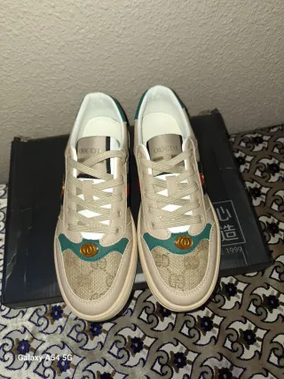 Zapatillas Gucci Beige y Verde