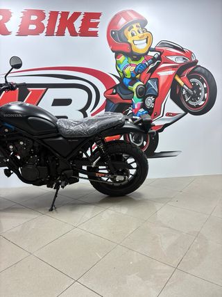 Honda CL 500 2026 Negra Nueva