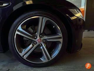 Jaguar XF 2.0D 180PS R-Sport Auto