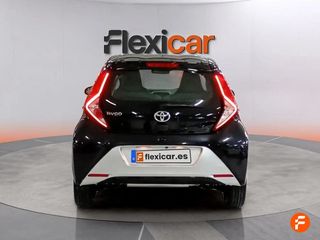 Toyota Aygo 1.0 70 x-play