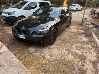 BMW    E60 2008
