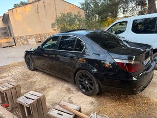 BMW    E60 2008