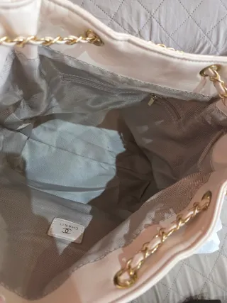 Mochila  C H A Beige Dorado
