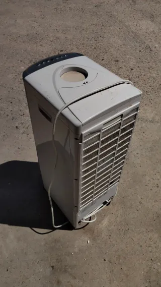 Climatizador Evaporativo Blanco y Gris