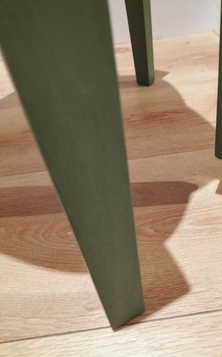 Juego de 2 taburetes de madera verdes