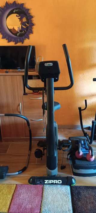 Bicicleta Estática Zipro Rave