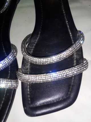 Sandalias Guess T. 38 Brillantes