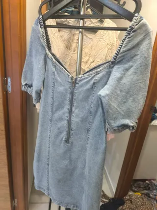 Vestido vaquero bandeau con cordones