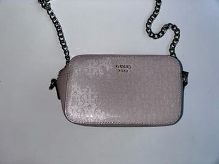 Bolso Guess rosa estampado