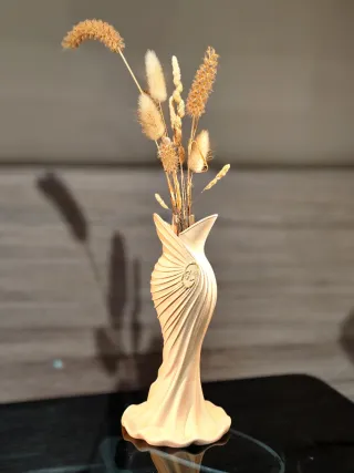Jarrón Vestido Elegante