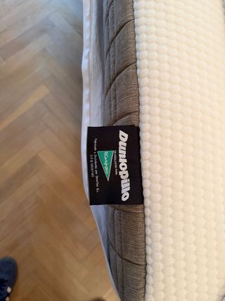Cama articulada eléctrica con colchón viscoeastico