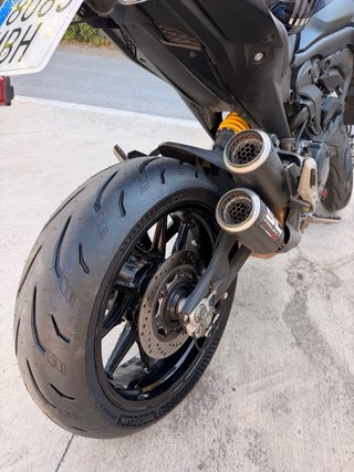 Ducati Monster 937 Negra