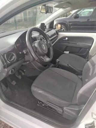 Volkswagen up! 2014
