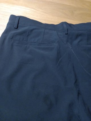 Pantalón corto negro