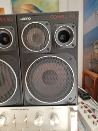 Altavoces Jamo Compact 90