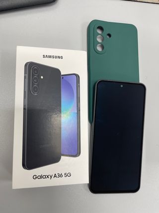 Samsung Galaxy A36 5G + Funda Verde