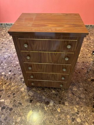 Máquina de coser Alfa con mueble