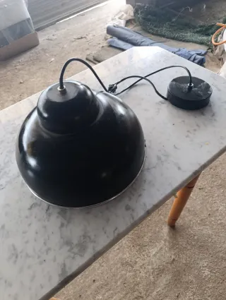 Lámpara colgante negra metal