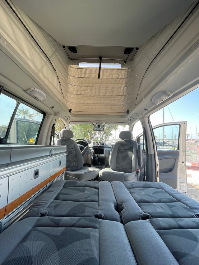 Alquiler furgoneta automatica camper