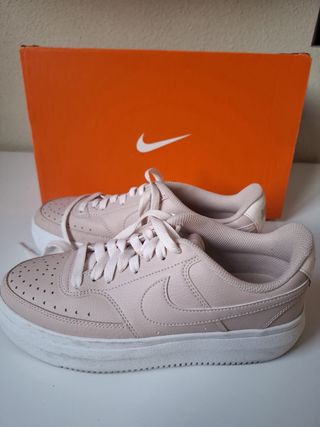 Zapatillas con ticket 7.5 Nike Court Vision Alta