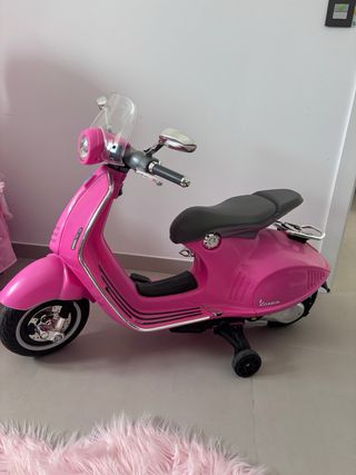 Moto bateria Vespa Niños Rosa 12V