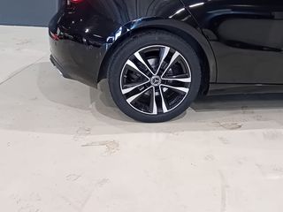 Mercedes Clase A A 180 136 CC PROGRESSIVE
